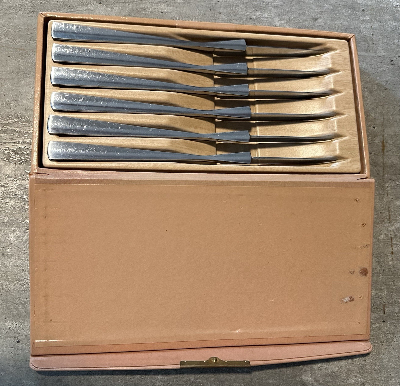 MCM B&B Italy Knife Cutlery Set of 6 Fabulous Design In Snap Case