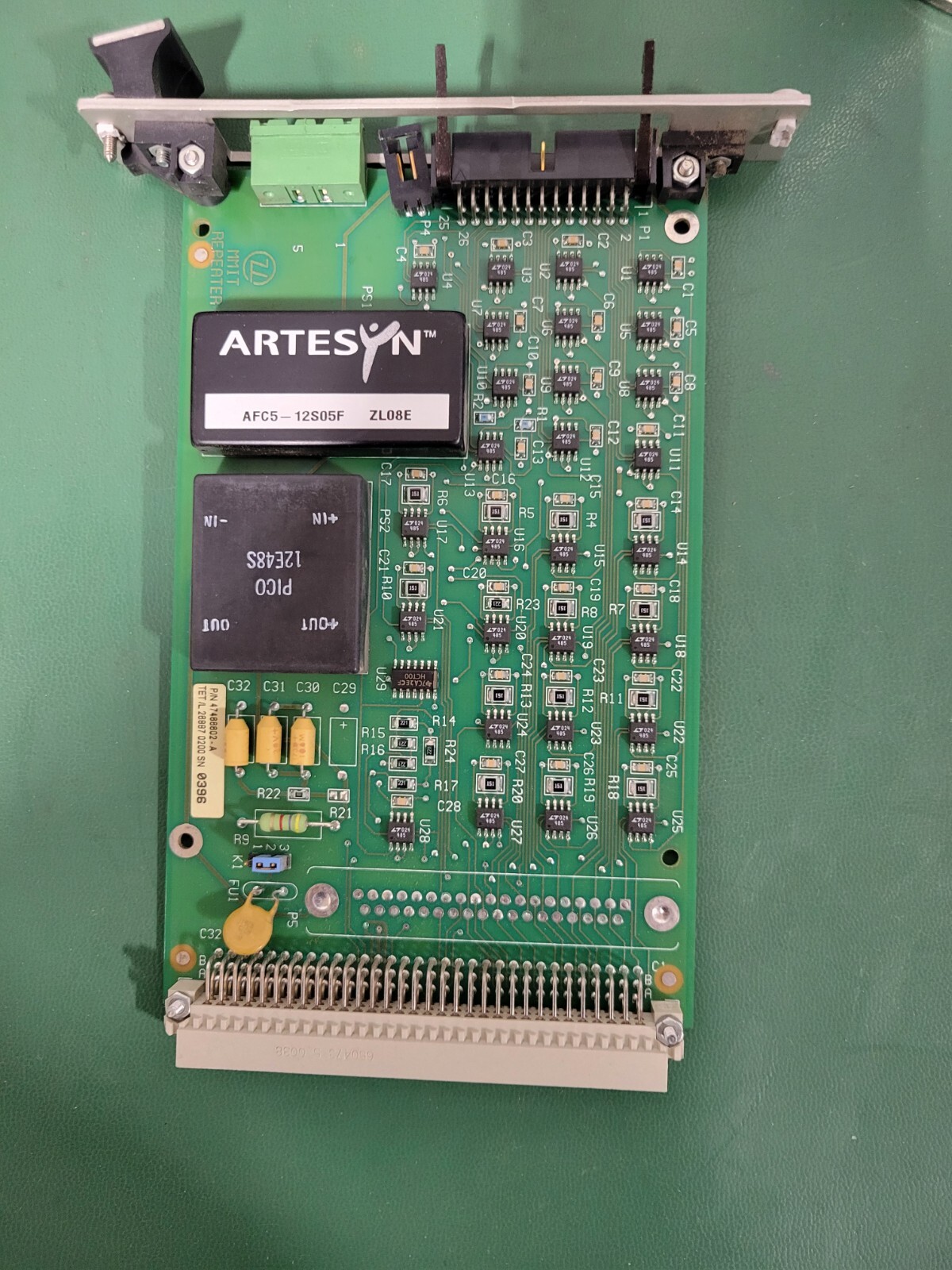 Universal Instruments 48488802 48322202
