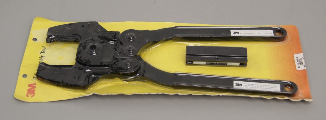Brand New 3M IDC Assembly Tool 925980