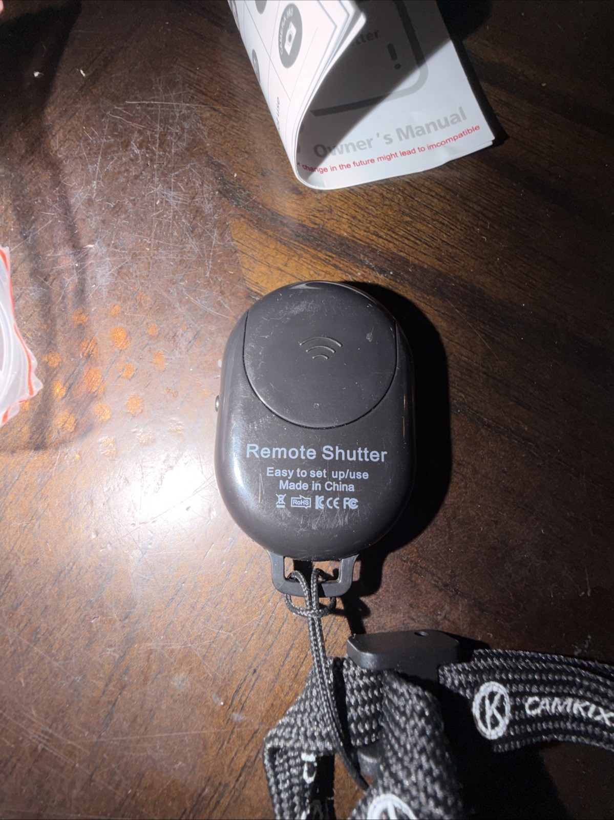 CamKix Wireless Bluetooth Camera Shutter Remote Control Clicker for Smartphones