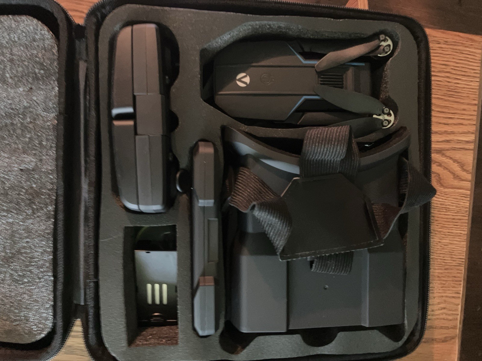 New Vivitar Skyvision Gps Foldable Video Drone DRCSC5-BLK