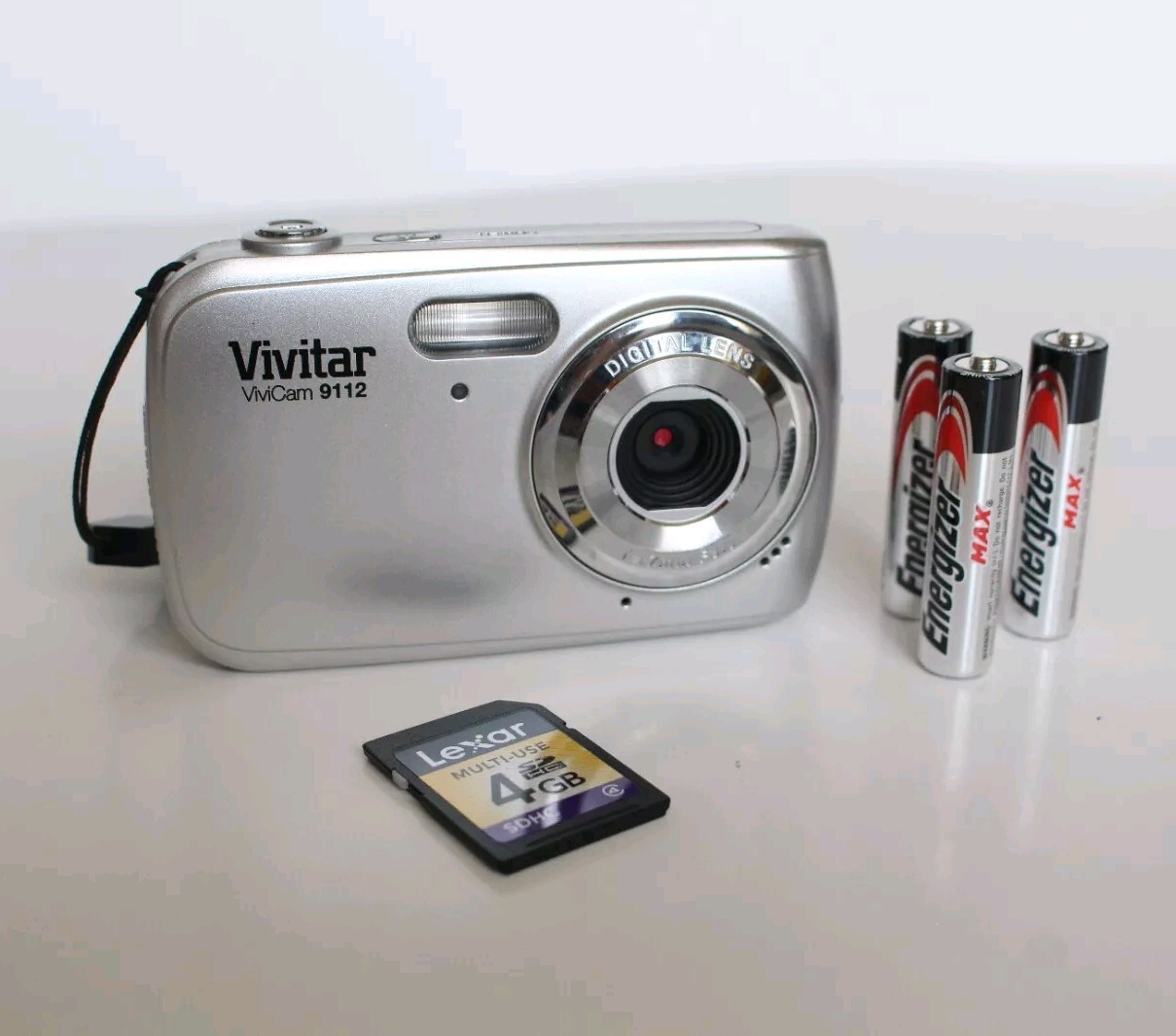 📸 GREAT COND. Vivitar ViviCam 9112 9.1 MP Silver Digital Camera