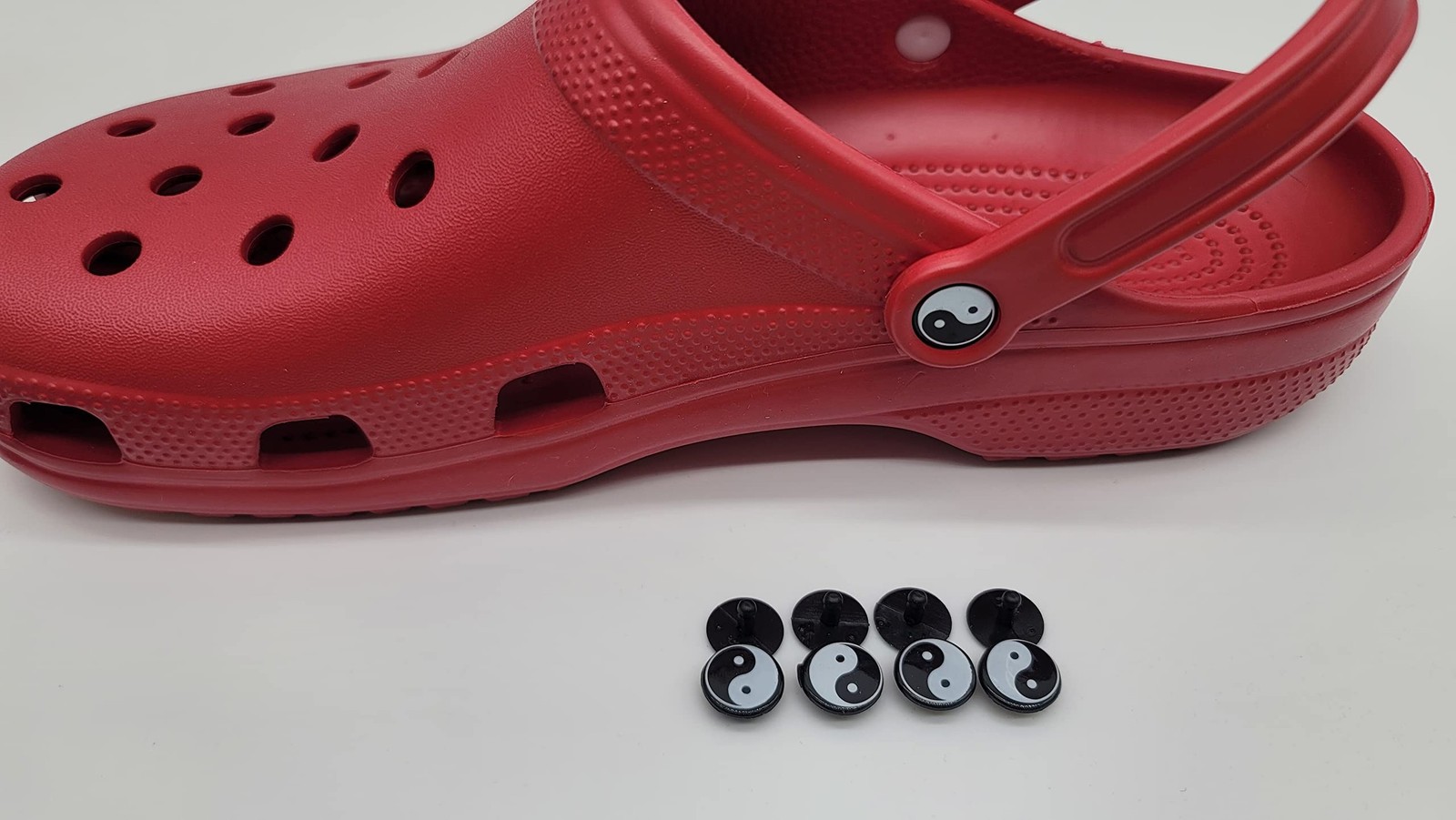YIN YANG REPLACEMENT RIVETS USA TX, BLACK