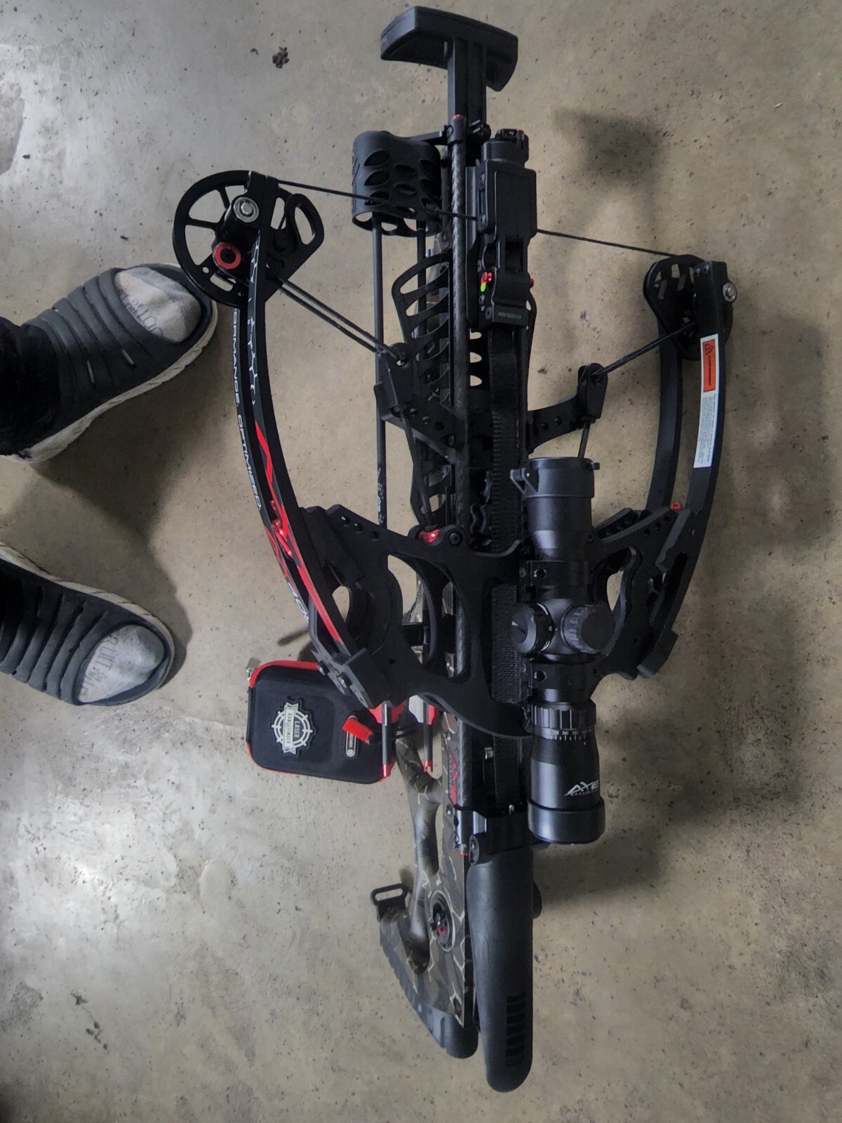 AXE 405 AX405 Crossbow with Multi-Range Reticle Scope and 3 Bolts - Camo 