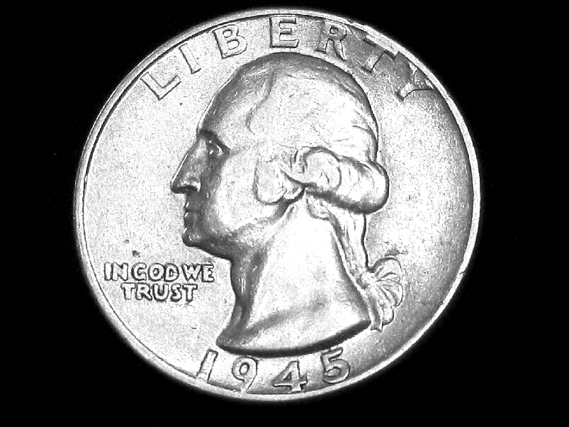 1945 Washington Quarter --- Almost Uncirculated +++