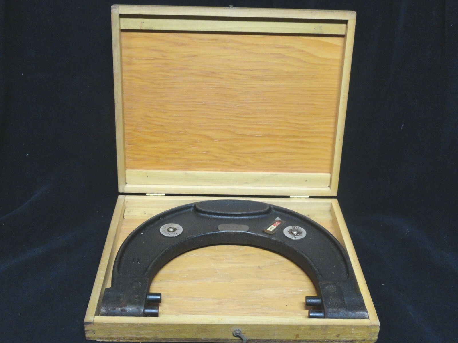 STANDARD GAGE COMPANY - SNAP GAGE 6.090-6.150" ME-35551 w/WOODEN BOX - VINTAGE