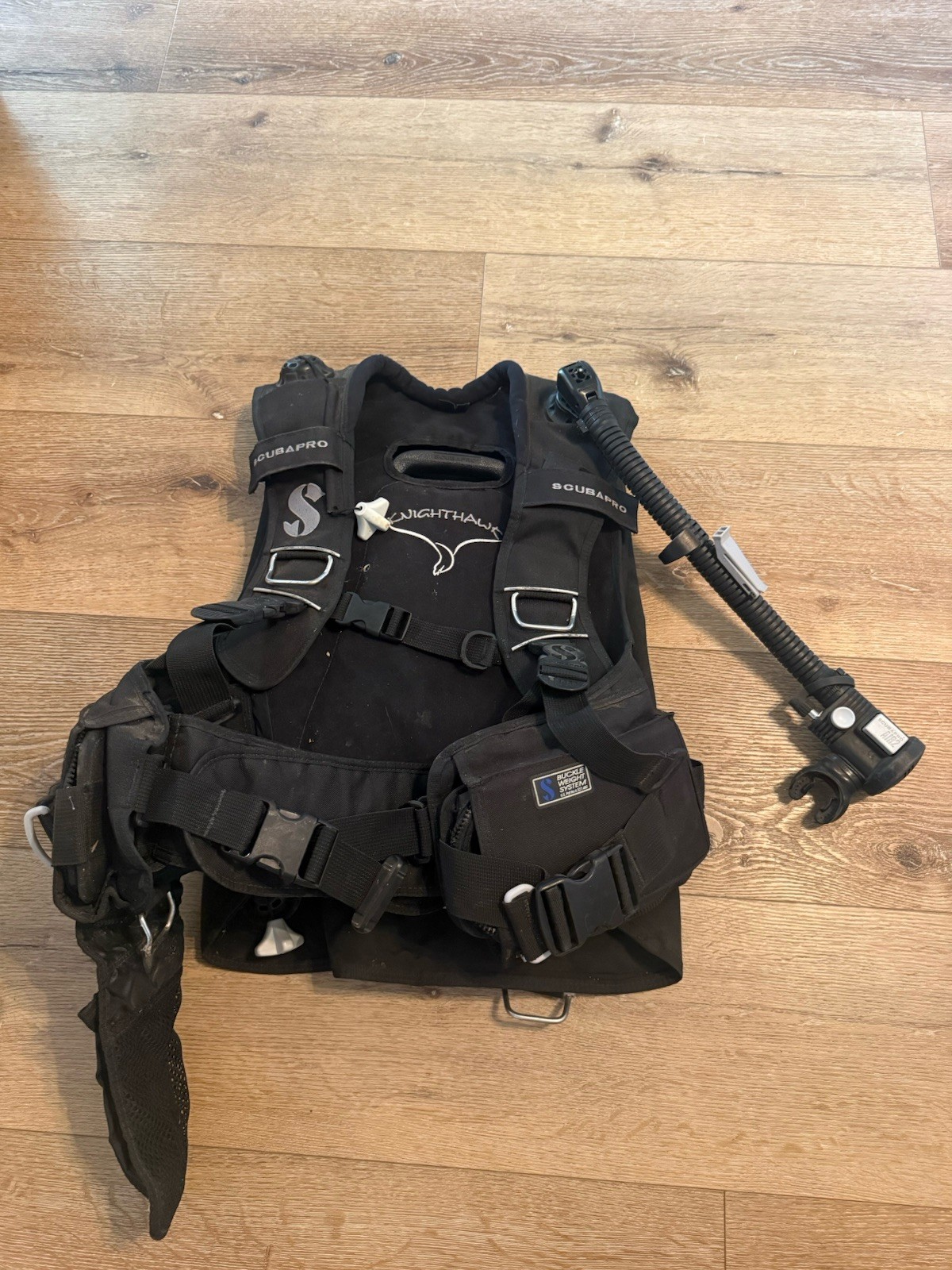 ScubaPro Knighthawk BCD with AIR2, Large, Great Condition!