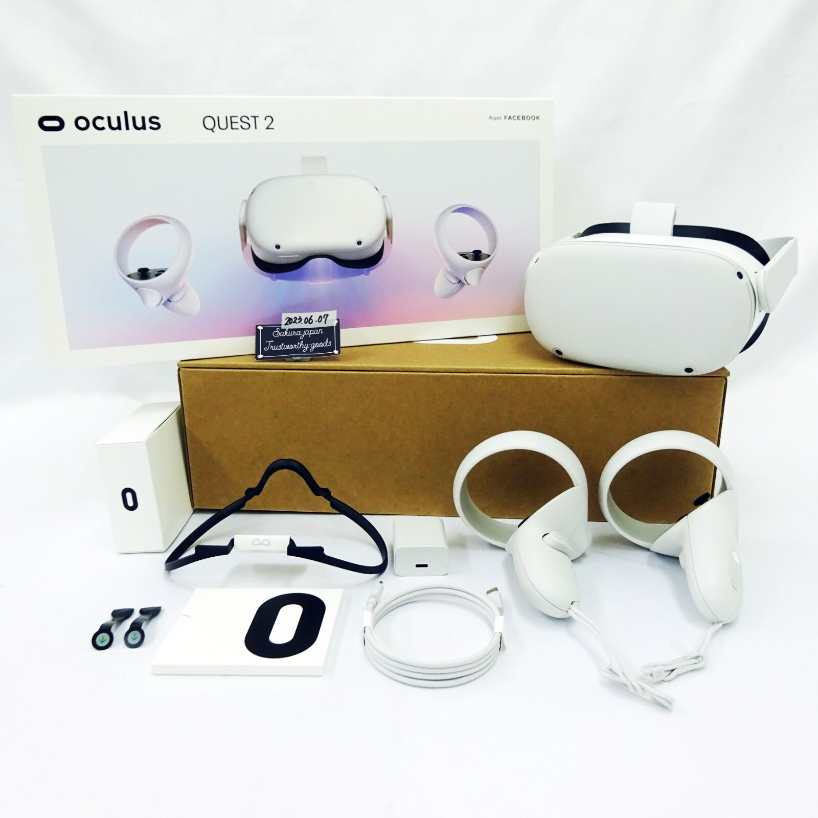 Oculus Quest 2 / 64GB VR All-In-One Game Headset System White Japan Used