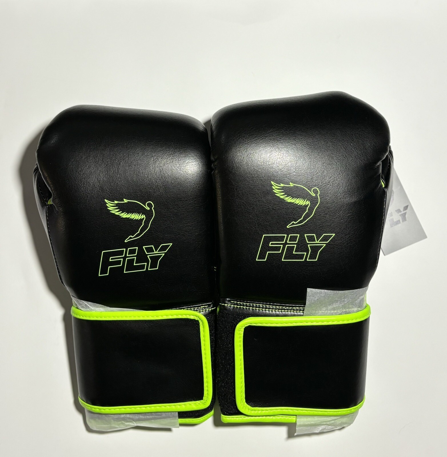 New Authentic 18 Ounce FLY Boxing Gloves SuperLoop X Line Hook/Loop Black Green