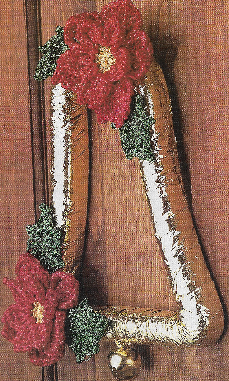 Poinsettia Bell Wall or Door Decoration crochet PATTERN INSTRUCTION