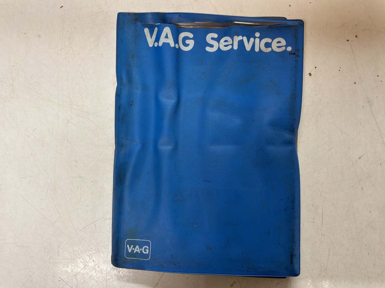 Vintage 1985 VAG Service book & Folder