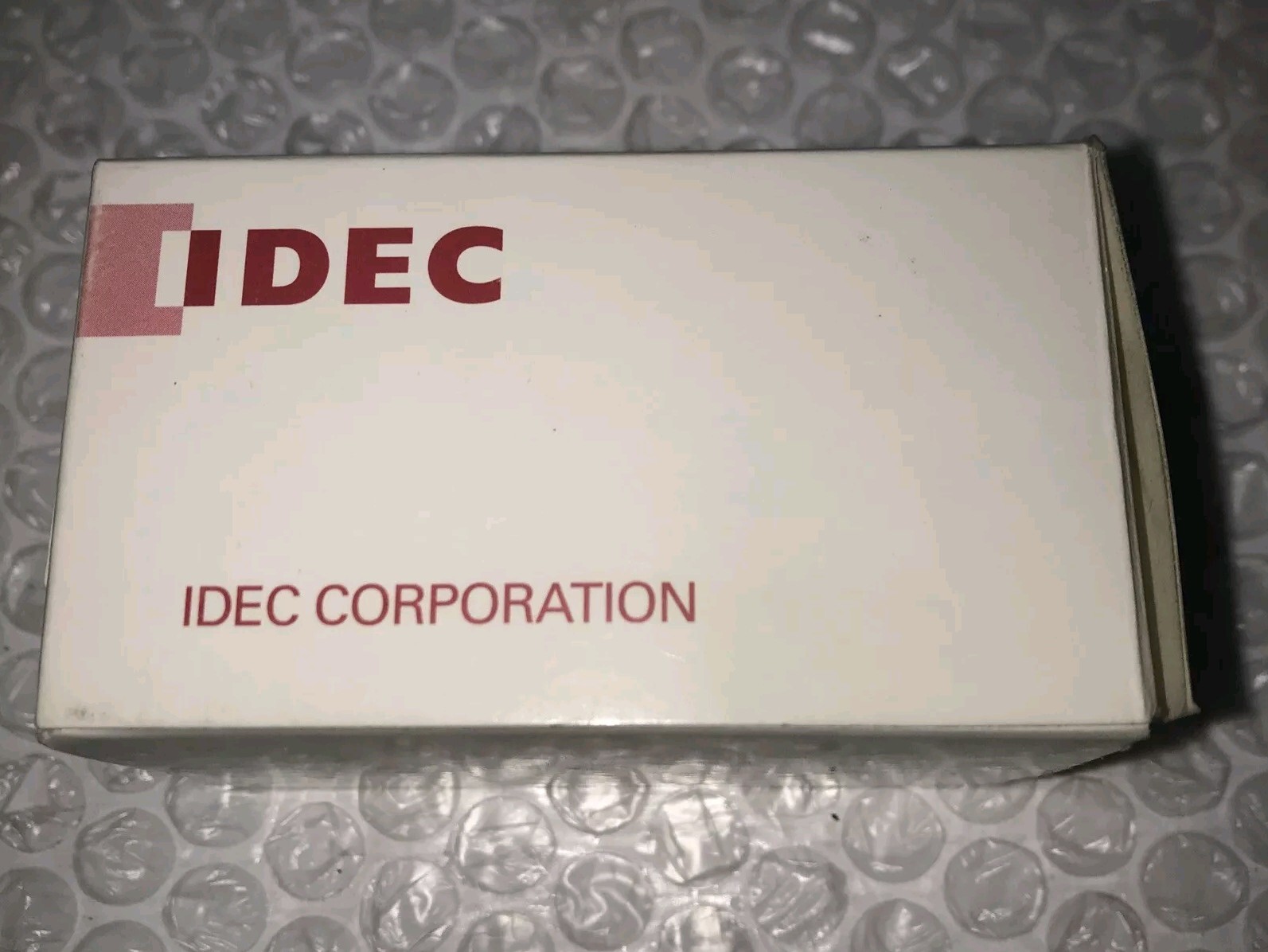 **NEW IDEC ABN210-R CONTROL UNIT PUSH BUTTON ROUND EXT. MOMEN#