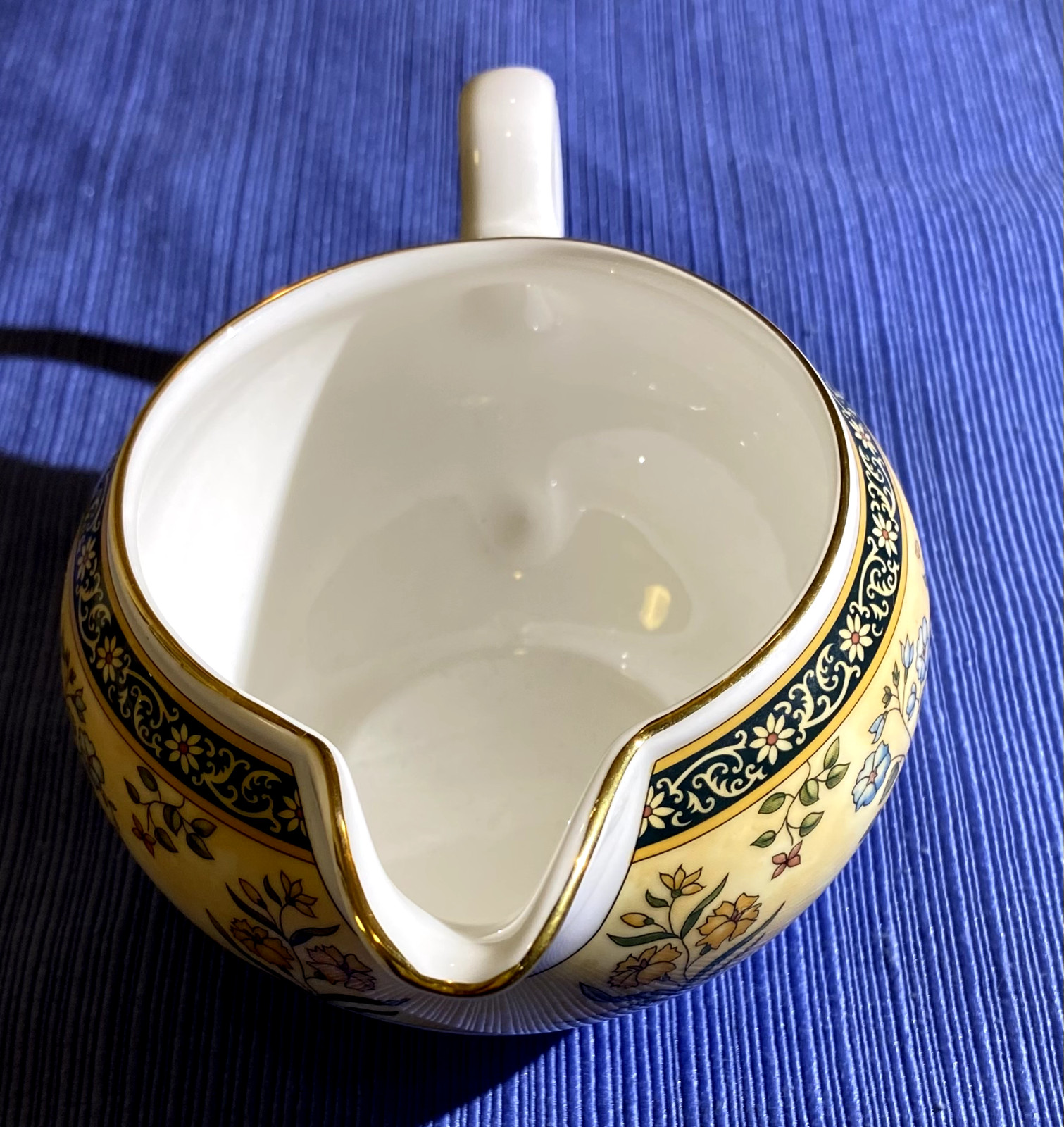 Wedgwood India Creamer shape 146 FREE ship
