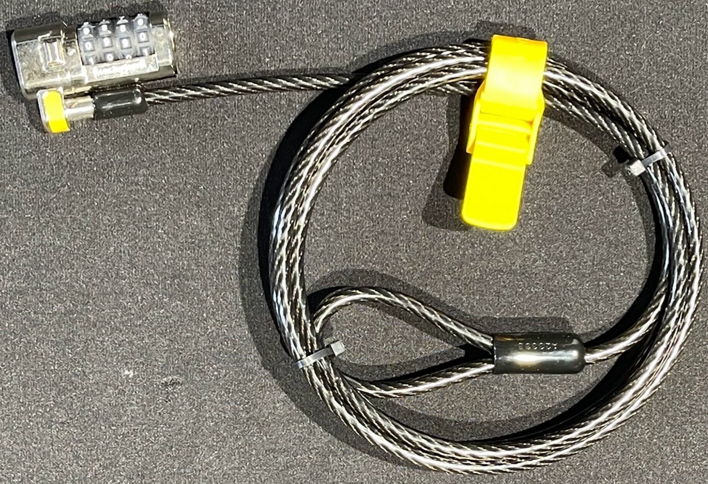 Kensington ClickSafe Master Coded Combination Laptop Cable Lock / K64679US