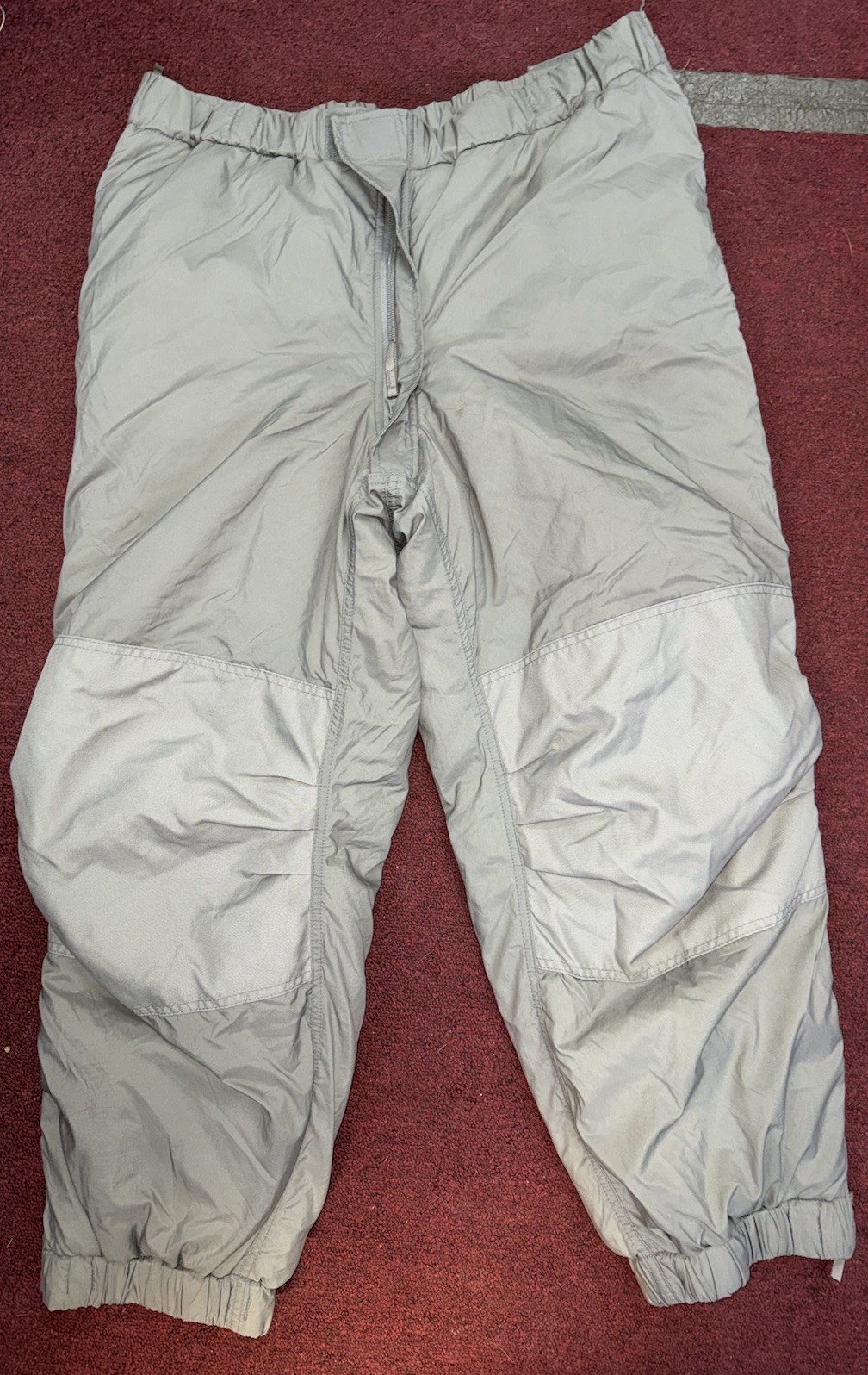 Extreme Cold Weather Trousers Medium Regular Militaria (MGjun58)