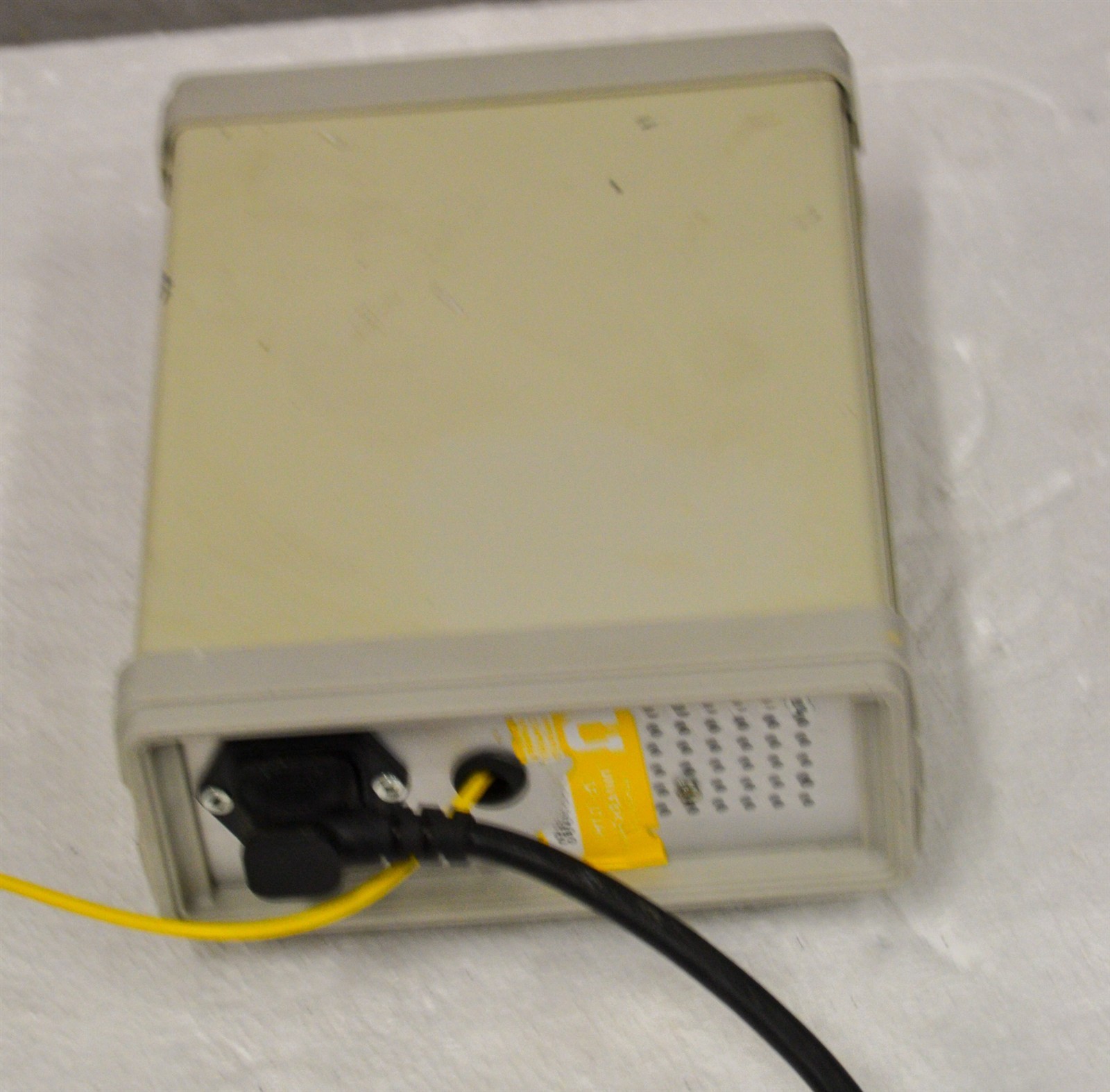 OELS-600 Light Source (S24)