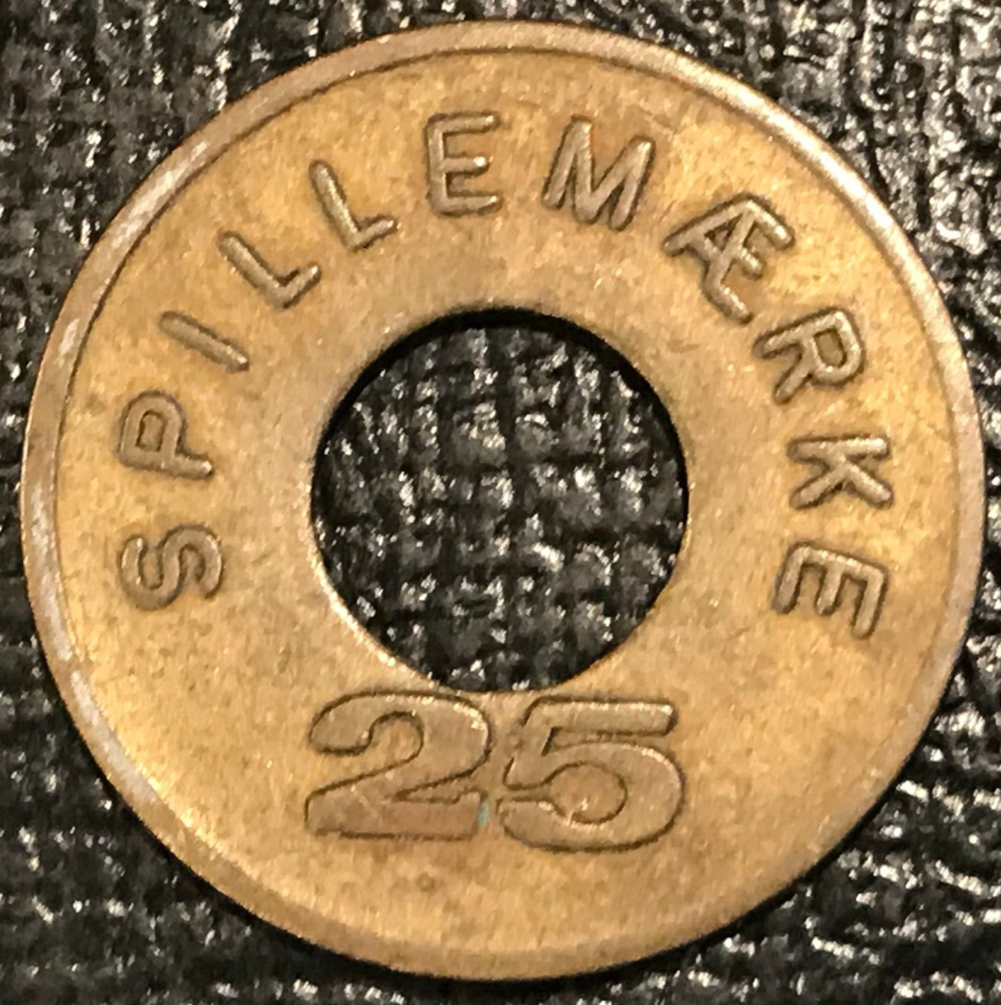 DENMARK / DANISH 25 SPILLEMARKE TRADING GAME TOKEN-DEC646