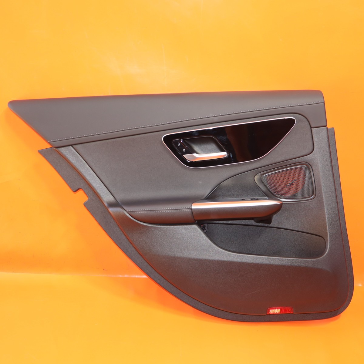 MERCEDES BENZ C300 DOOR PANEL LEFT DRIVER REAR 2022 2023 2024 2025 W206 OEM