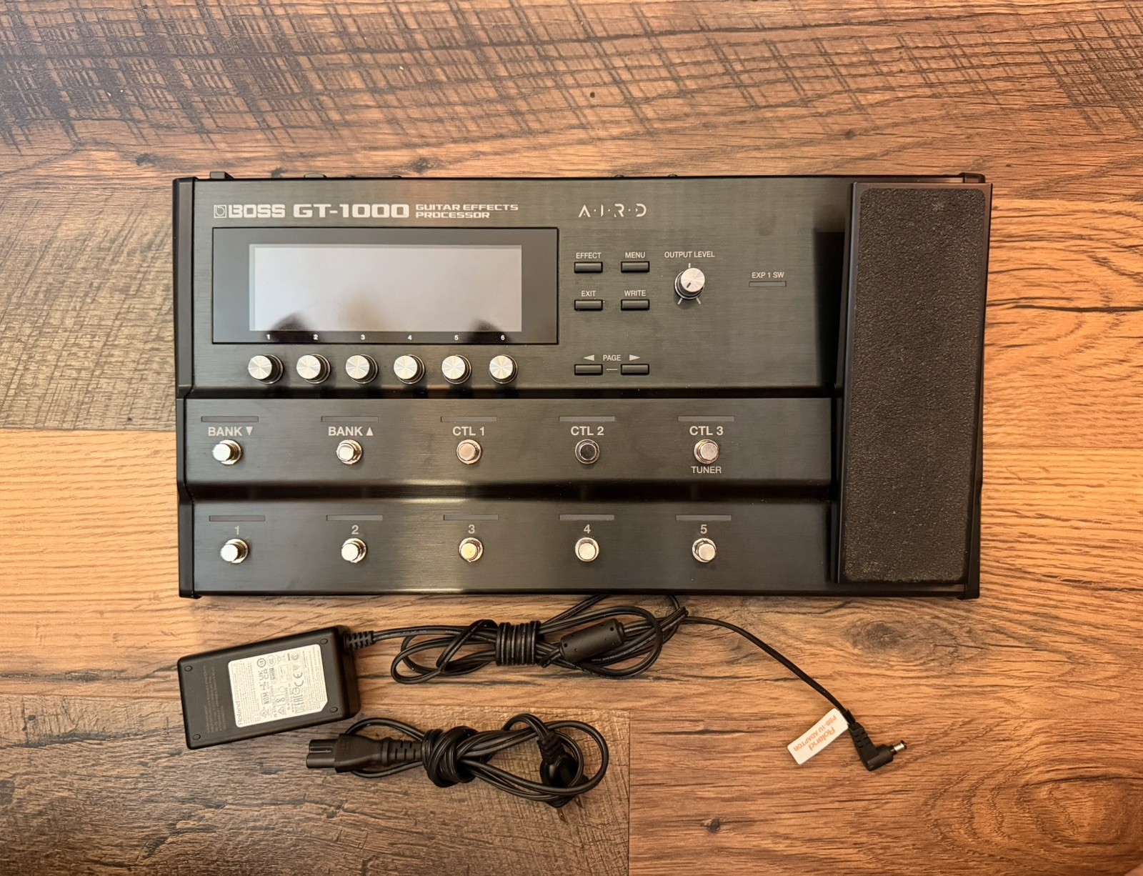 BOSS GT-1000 Guitar Effects Processor Multi Effects