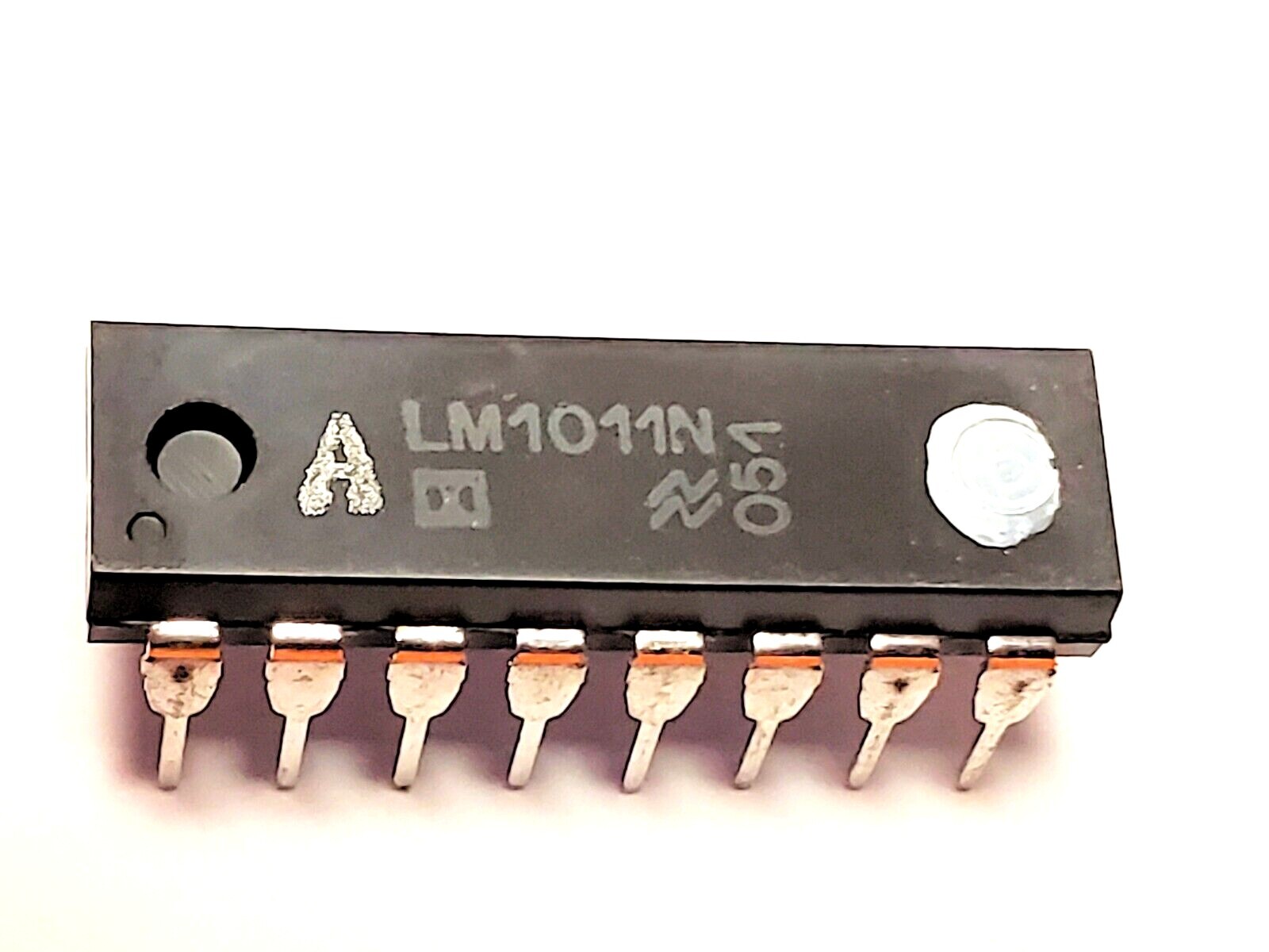 LM1011N  "Original" National Semiconductor  16P DIP IC  1 pc