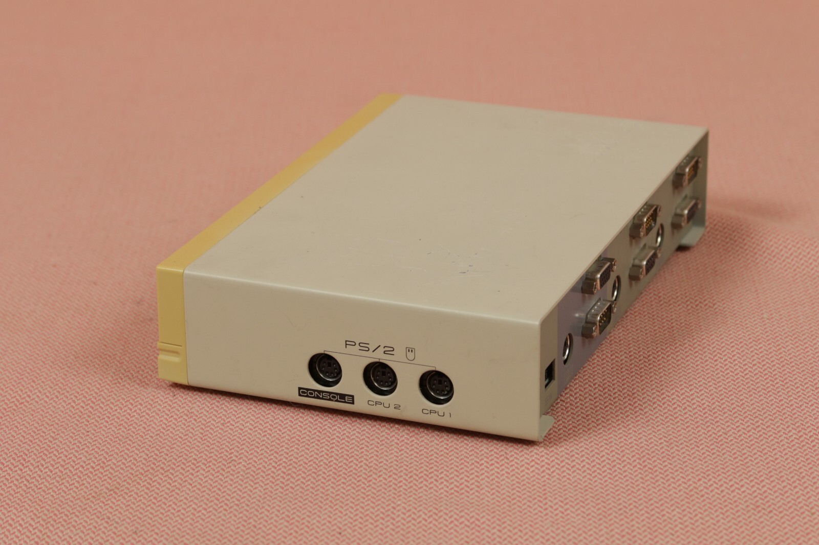 MASTER VIEW CPU SWITCH CS-122 2 PORTS DESKTOP VGA SERIAL PS2