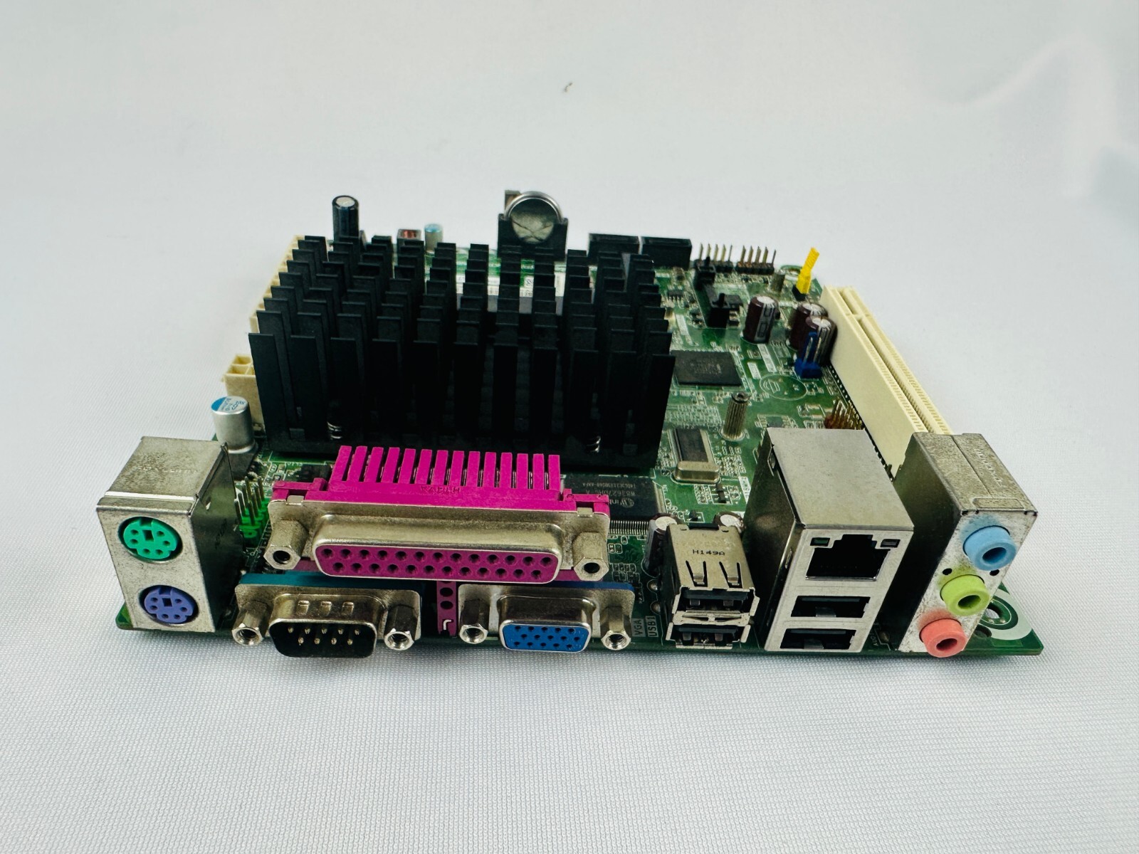 Intel D525MW Desktop Board