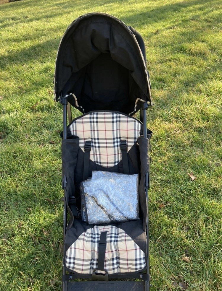 McLaren Burberry Stroller Umbrella RARE nova Check