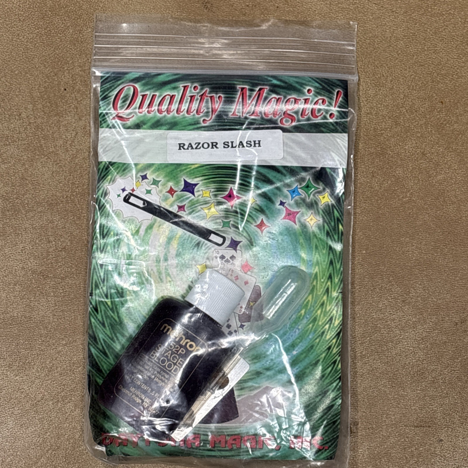 Quality Magic Razor Slash Trick Kit With Stage Blood