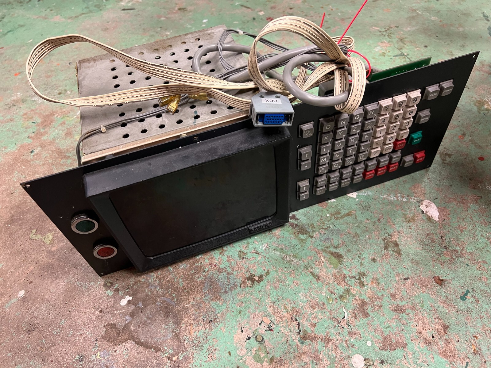 Fanuc CRT MDI Unit A02B-0060-C031 A61L-0001-0076 TR-9DK1 A20B-0007-0030 Panel