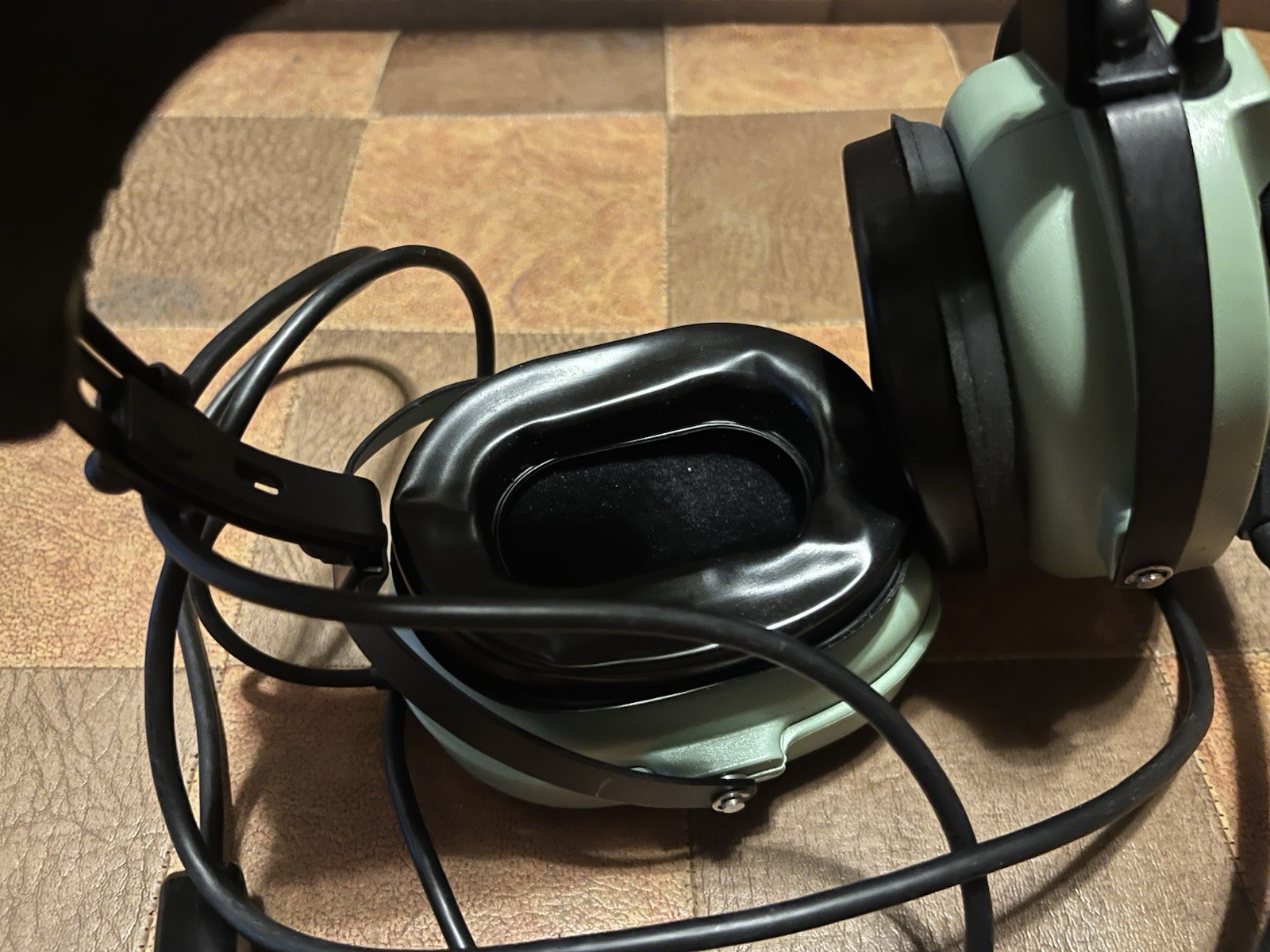 David Clark H10-80 Aviation Duel Plug Headset w/ Mic