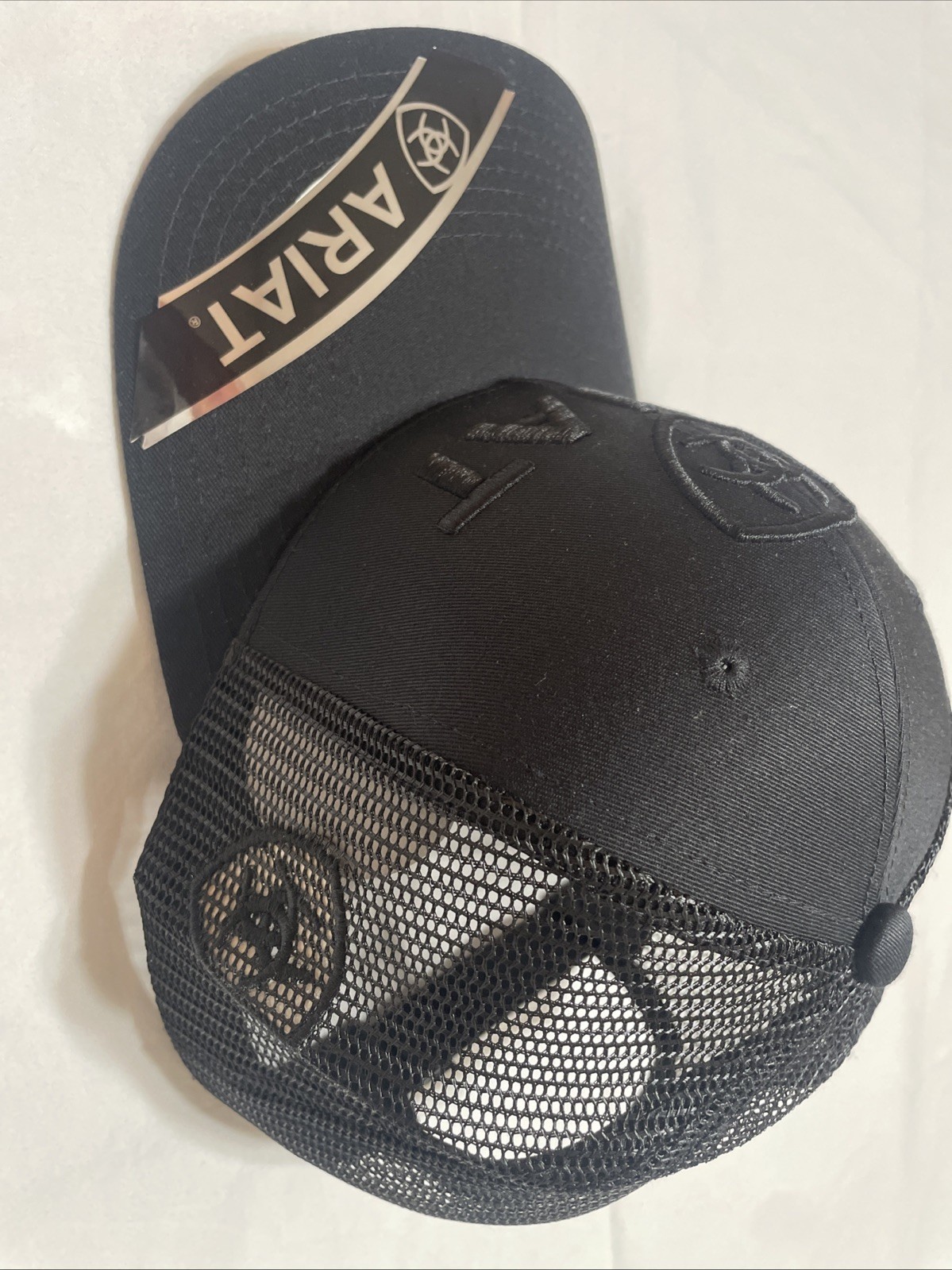 Ariat Mens B-Fit Shield Logo Mesh Back Snapback Cap Hat
