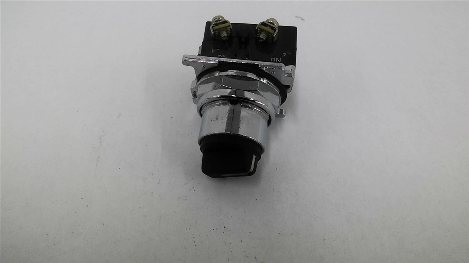 Cutler-Hammer 10250T/91000T 2 Position Switch