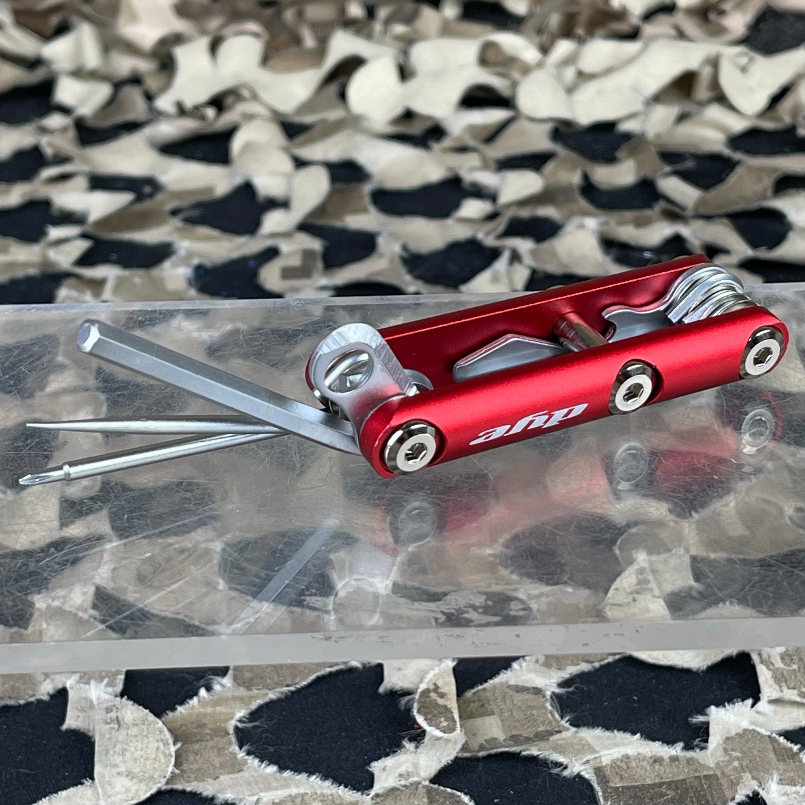 NEW Dye Core Multi Tool - Red