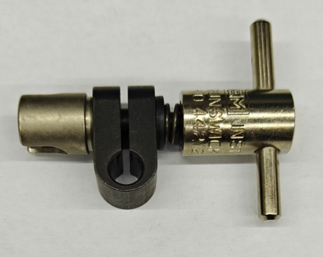 GEM 1/4" x 1/4" Adjustable Swivel Clamp ST-4 USA - ST Tee Handle Swivel Clamp