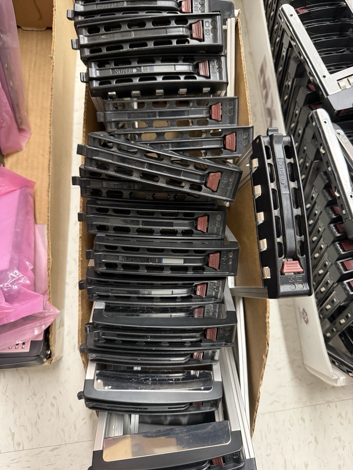 Lots of  10 Super Micro CSE-PT17B 3.5" Hot Swap Tray Caddy Server Datacenter