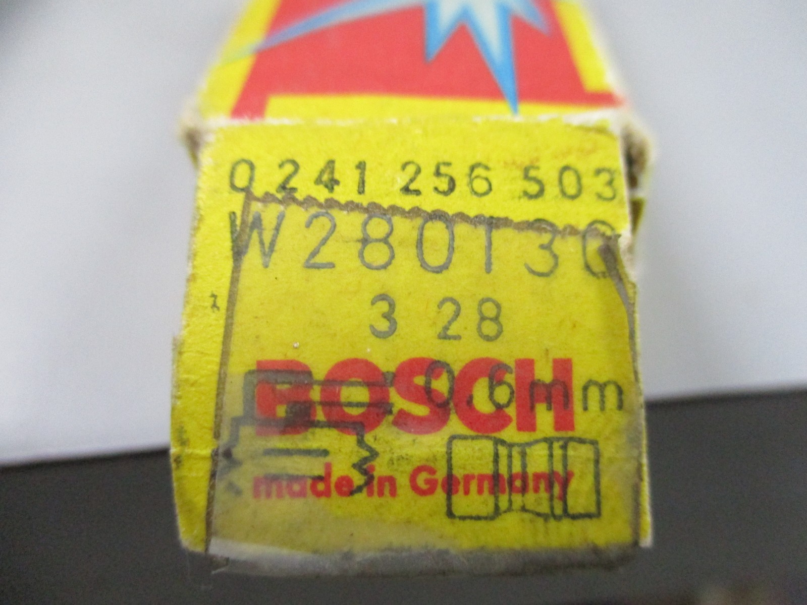 1 Genuine Bosch Spark Plug Vintage W280T30 In The Box 0241256503 New Old Stock