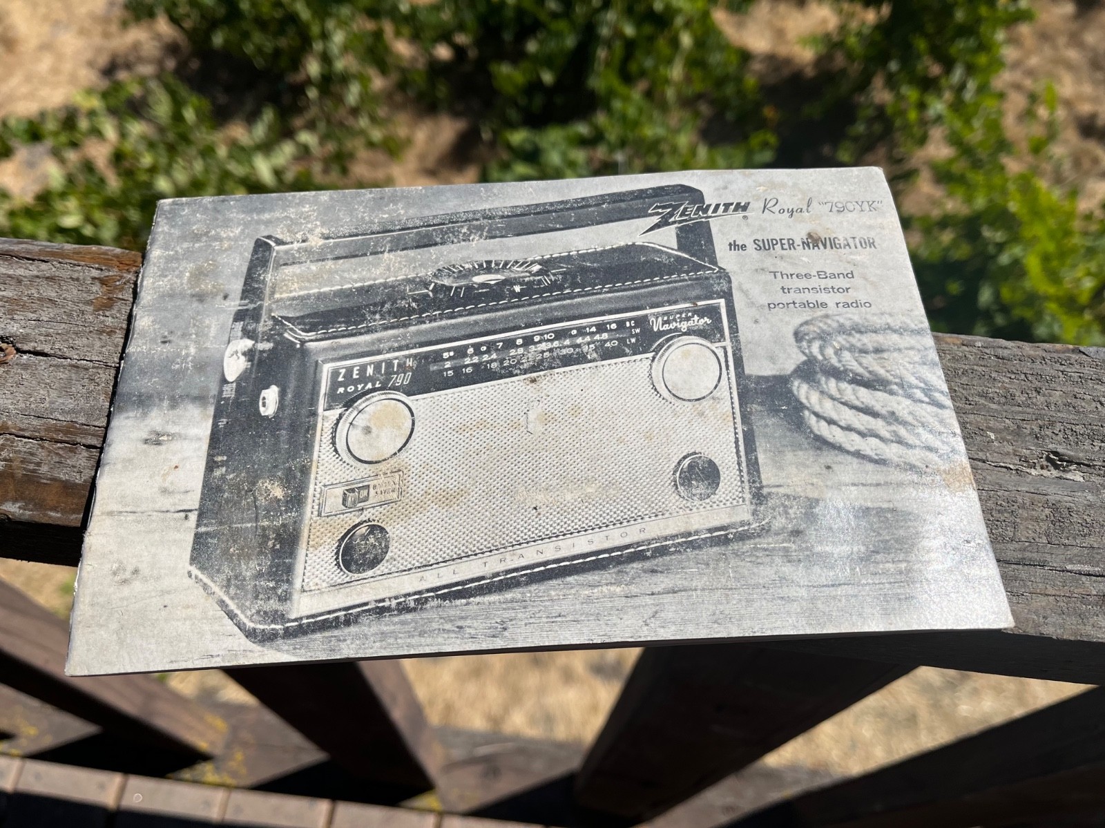 Zenith Royal 790YK AM Radio Operators Manual