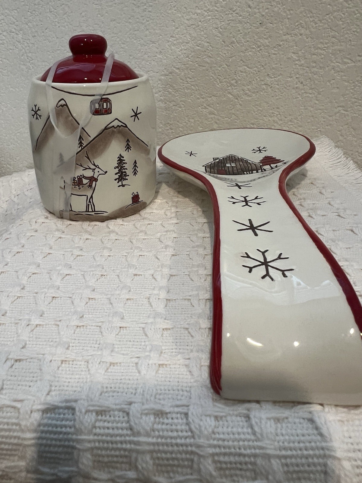 Potter’s Studio Christmas decor  ( brand new set of 2)