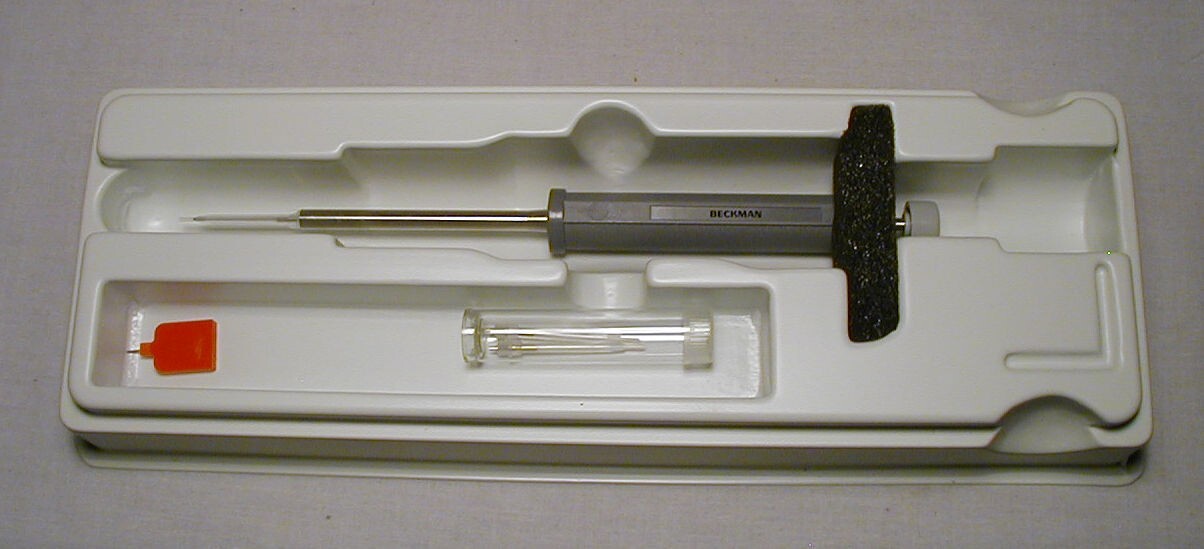 Beckman Model 445325 Adjustable Volume Micropipet, 0.5uL – 5uL, NIB. Free Ship!