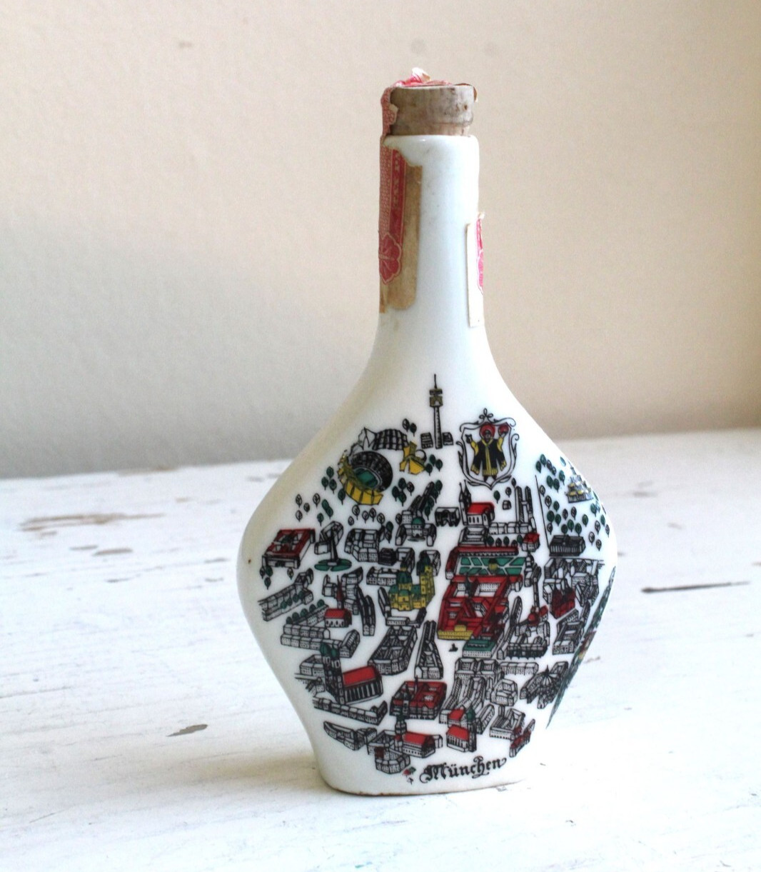 Escorial Green Ceramic Herb Liqueur Bottle Munich Munchen Bavarian Cityscape
