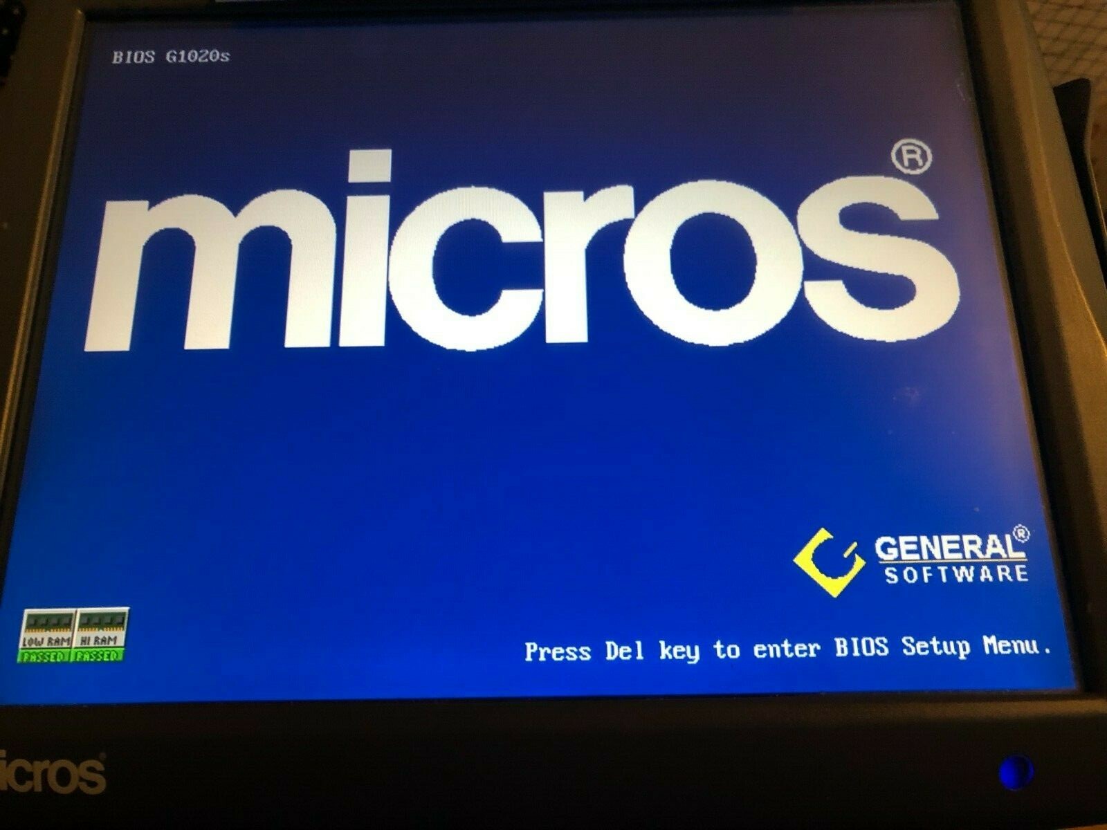 MICROS Workstation 5 400814101 Point of Sale Terminal and Stand