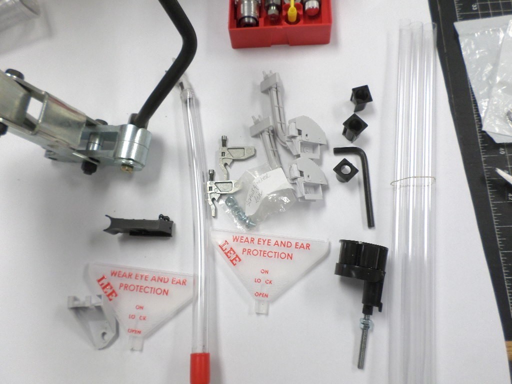 LEE PRO 4000 Press Reloading (KIT), all original, Progressive, w 9mm Die Set