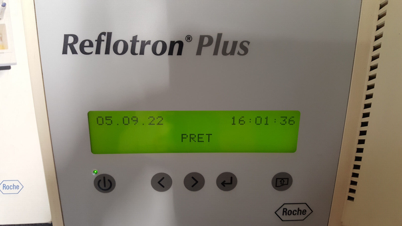 ROCHE Diagnostics Reflotron Plus Hematology Analyzer - S/N 506855