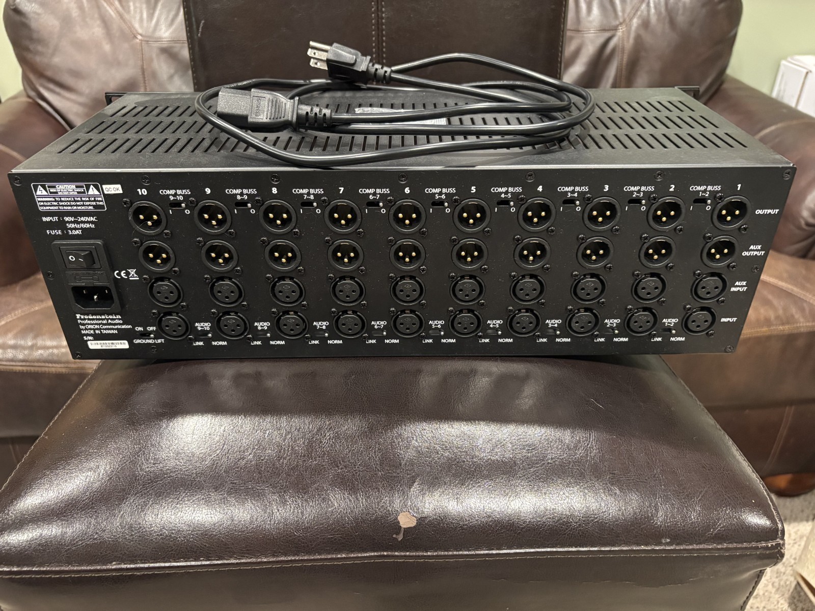 Fredenstein Bento 10S, API 500 series 10 space rack