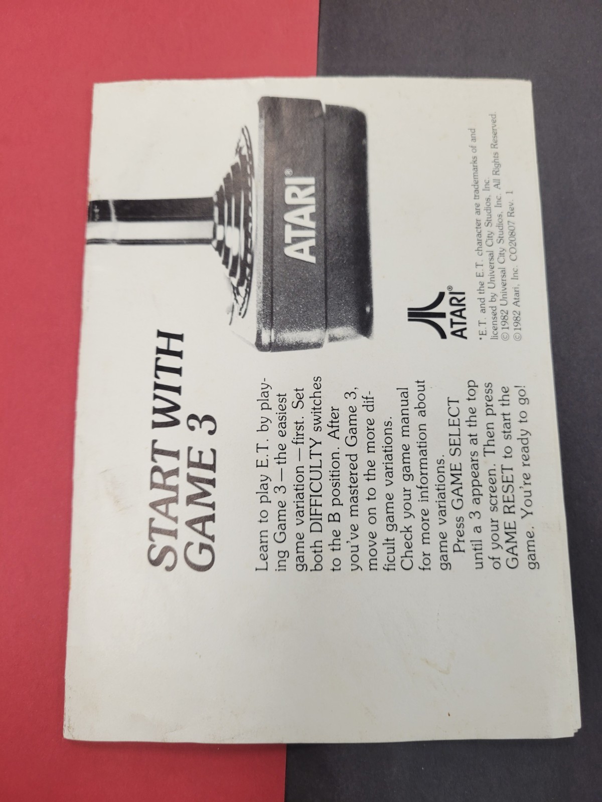 Original Vintage 1982 Atari 2600 Tips on Getting E.T. Home Fast! insert