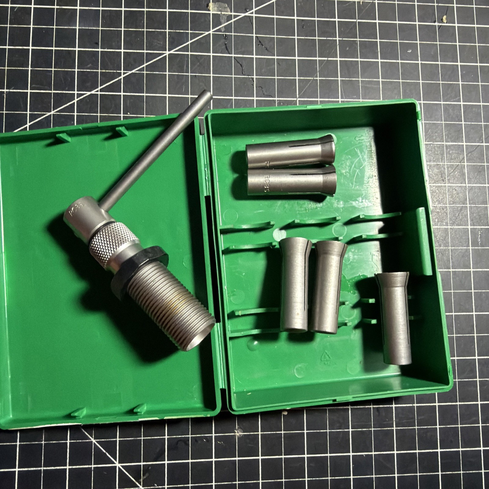 New Open Box RCBS Bullets Puller With Collars 22/7mm/375/45/500