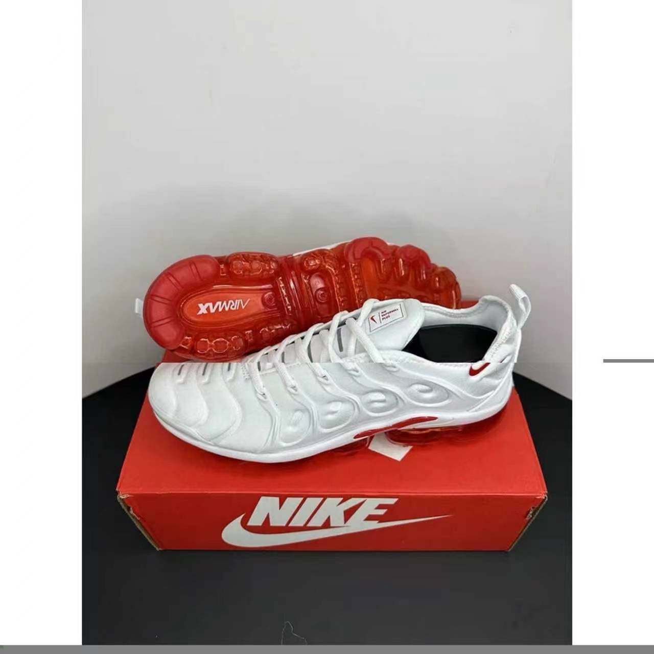 US SIZE New Nike air vapormax plus White/Red