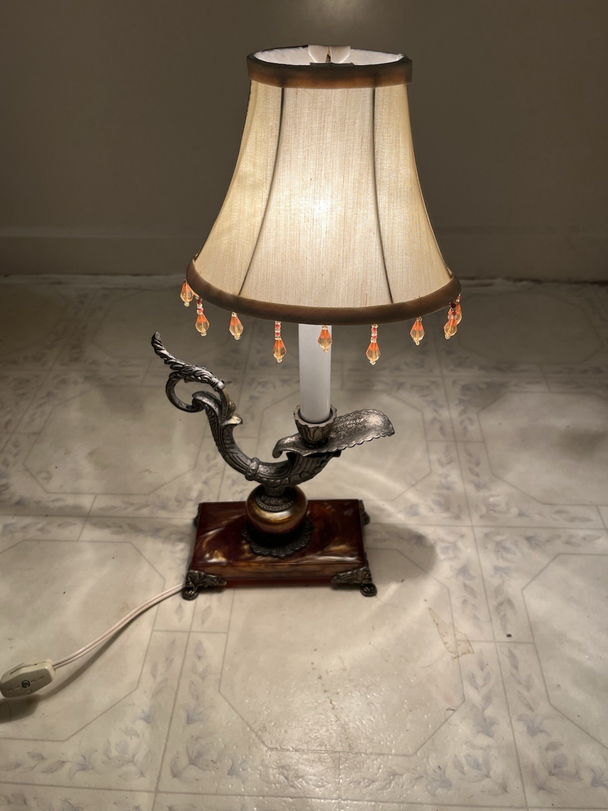 NIGHT LIGHT BRASS MARBLE BASE CANDLE BULB