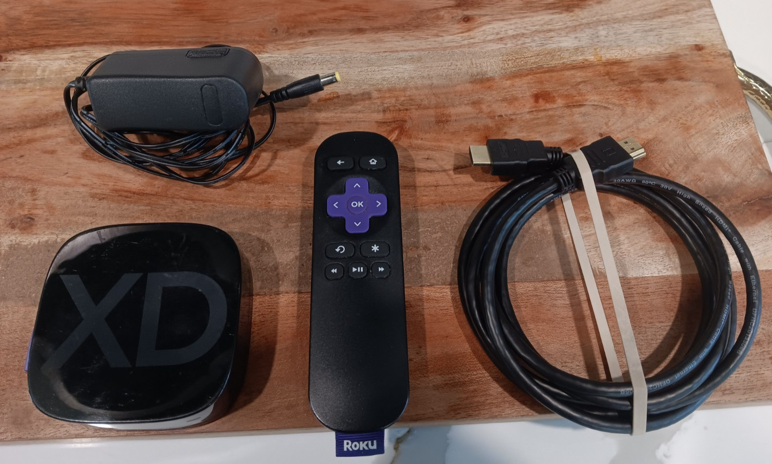 Roku 2 XD Media Streamer 3050X With Remote, Power Cable and HDMI