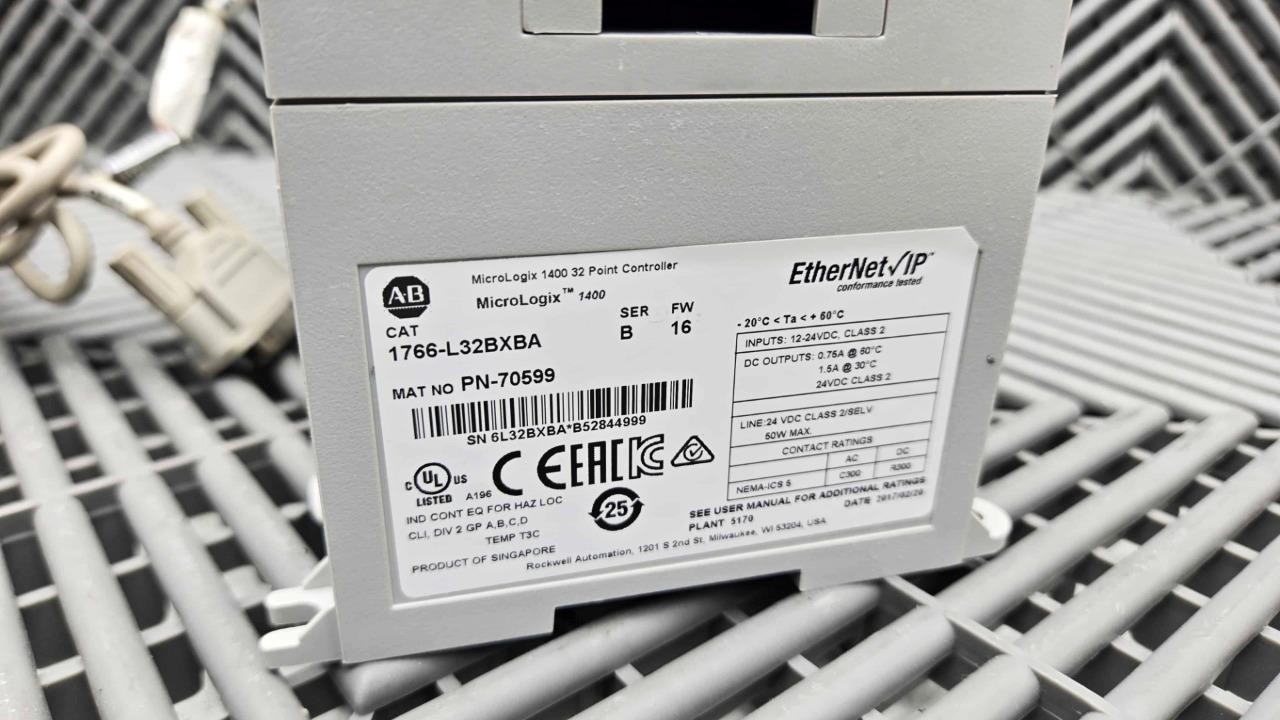 Allen-Bradley 1766-L32BXBA Ser B Processor Unit Micrologix 1400 Controller FW 16